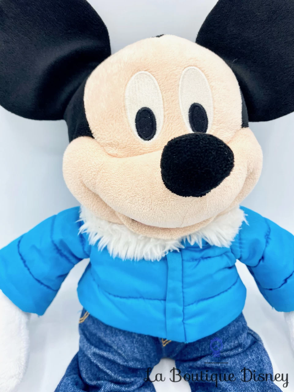 Peluche Mickey Mouse Noël Disney Store 2011 Patins Manteau Bleu 45 Cm – Image 2