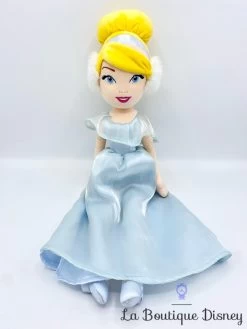 Poupée Chiffon Cendrillon Hiver Disney Store Peluche Princesse Cache Oreilles 53 Cm